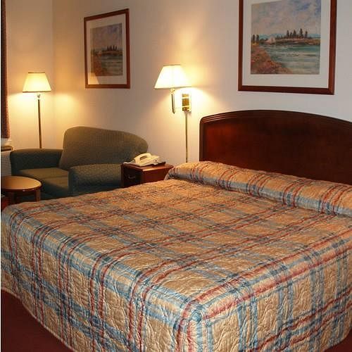 Scottish Inns - Локуст-Ґров Номер фото